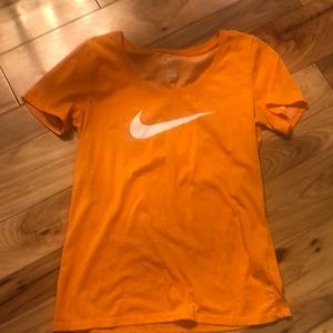 Women’s Nike shit